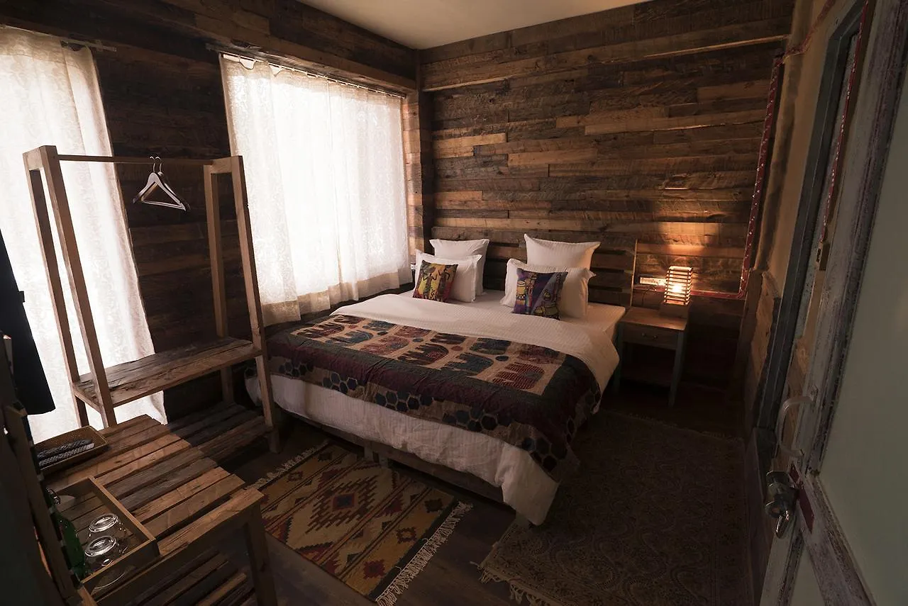 Meena Bagh Shimla Bed & Breakfast